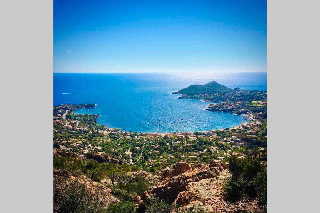 Superbe 4 Couchages Avec Terrasse - Clim - 50M De La Mer Saint-Raphaël 외부 사진